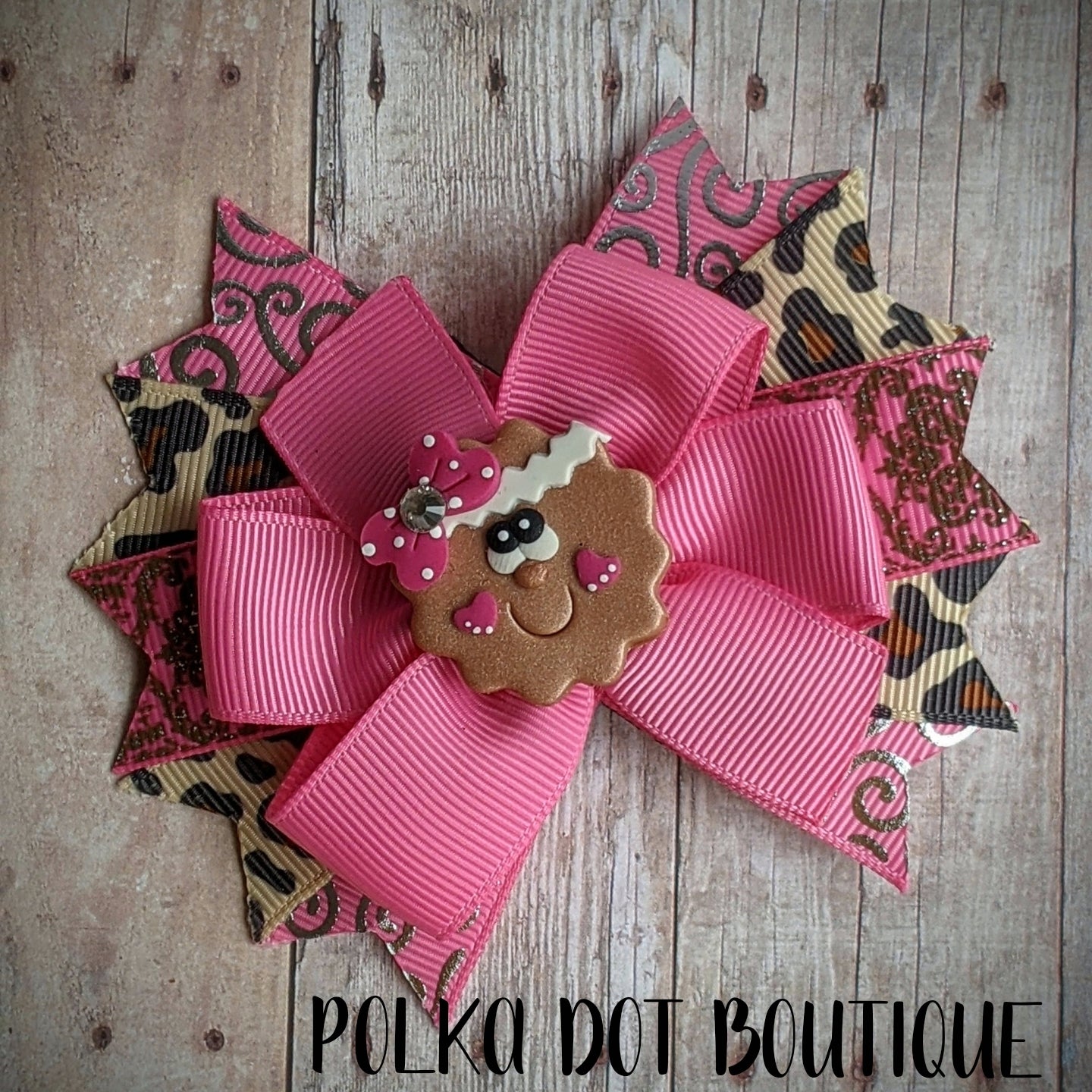 Gingerbread Clay Center Pinwheel Bow