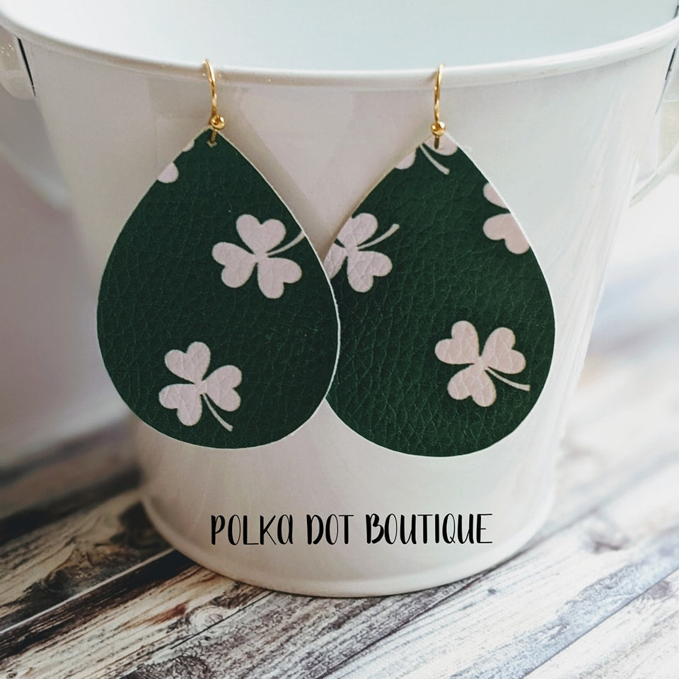 GREEN WITH WHITE CLOVER FAUX LEATHER TEARDROP EARRINGS ( STANDARD : 2 INCHES )