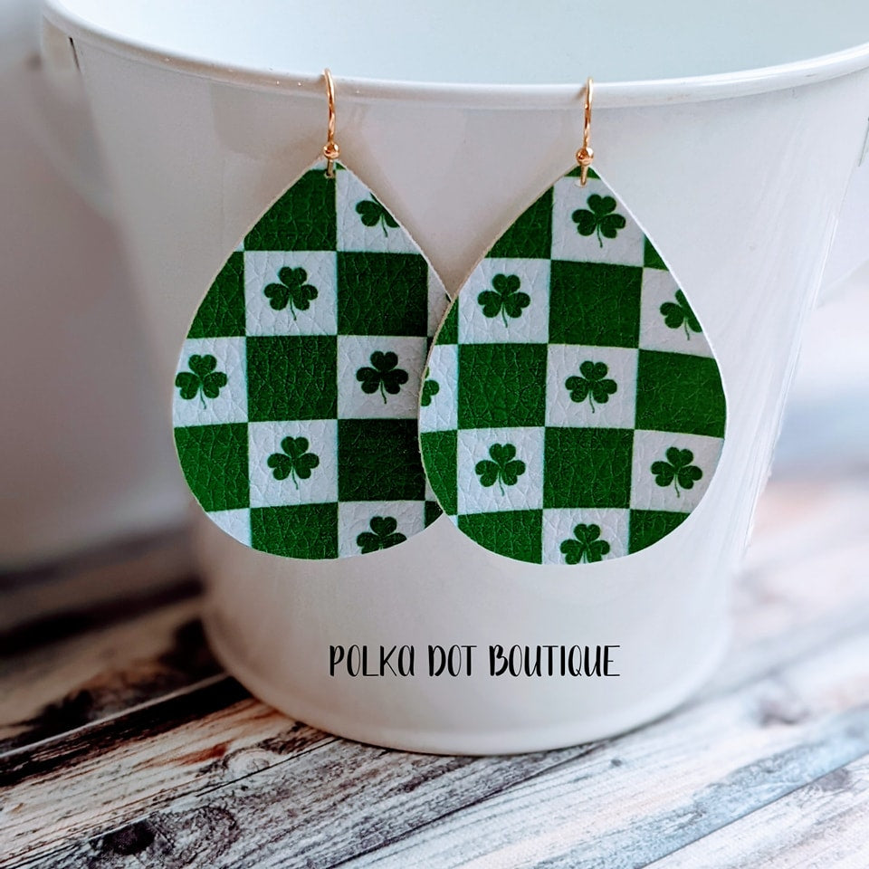 WHITE WITH GREEN CLOVER FAUX LEATHER TEARDROP EARRINGS ( STANDARD : 2 INCHES )