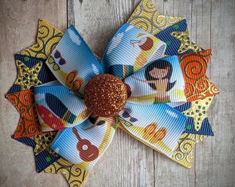 Moana Pinwheel Bow